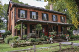 Find The Complete List of the 5 Best museums in Jonesborough Tennessee